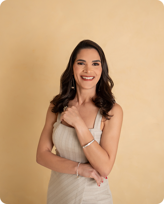 Dra. Tatiane sorrindo